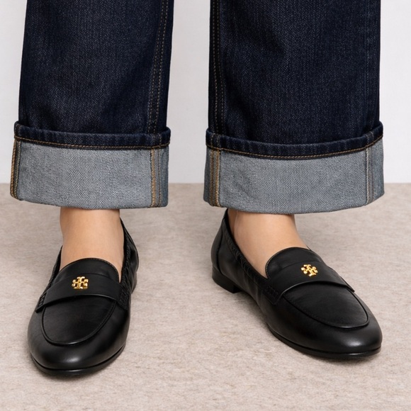 Tory Burch Shoes - Tory Burch Ballet Loafer Flats Minimalist Black Leather Shoes Logo Size 5.5